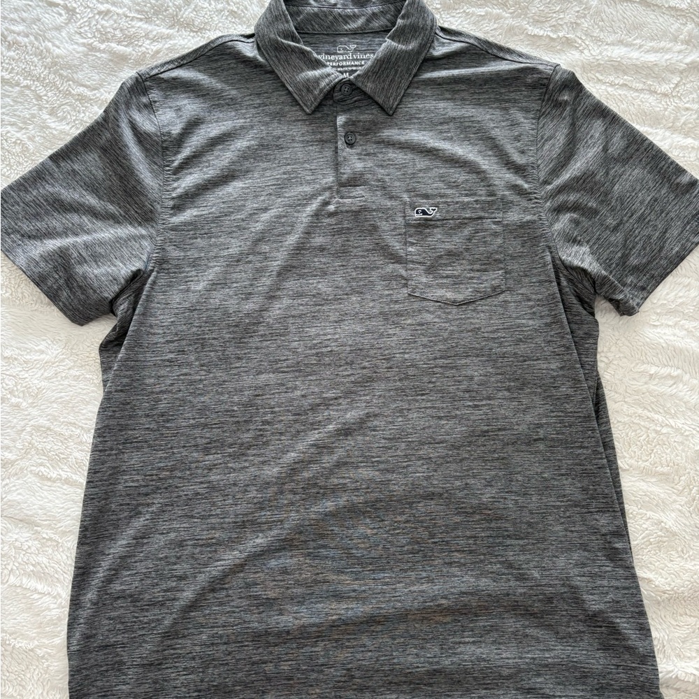 SOLD  Men's medium Vineyard Vine golf Polo